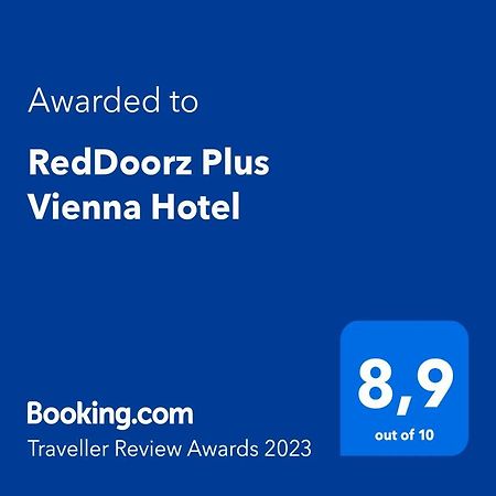 RedDoorz Plus Vienna Hotel Ho Chi Minh-stad Buitenkant foto